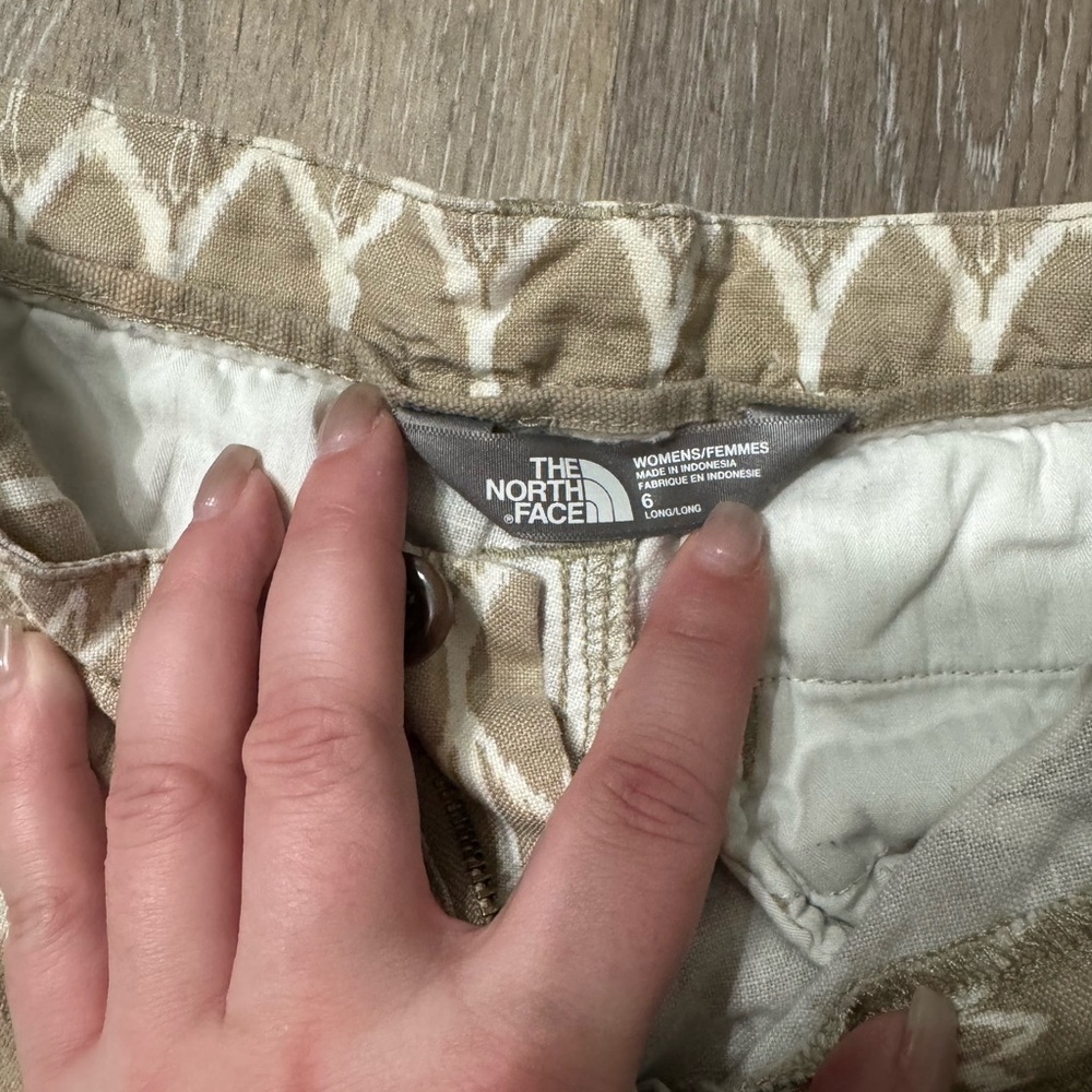 Tan Patterned shorts - Picture 3 of 3